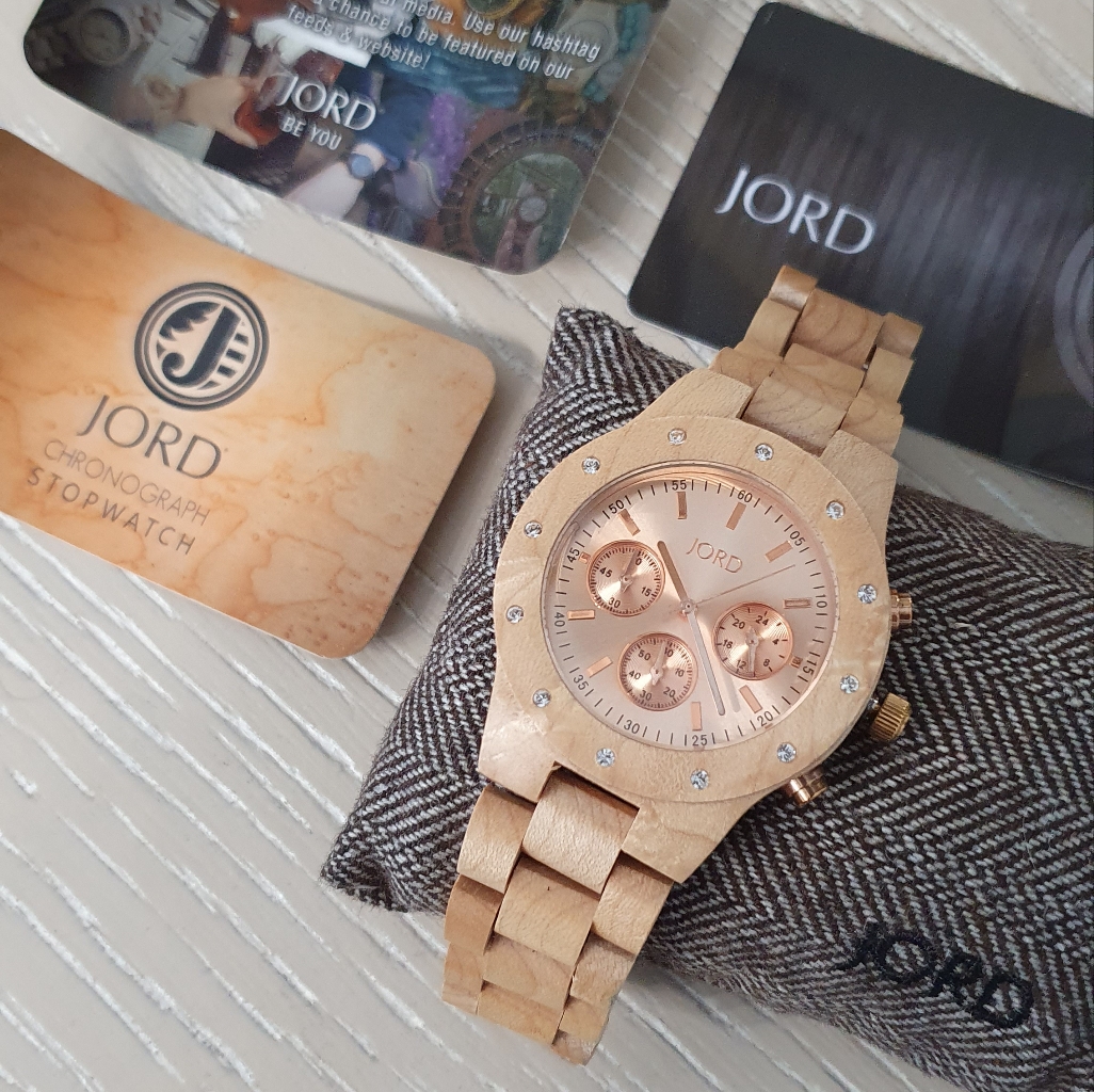 Old Listing Jord Wooden Watch